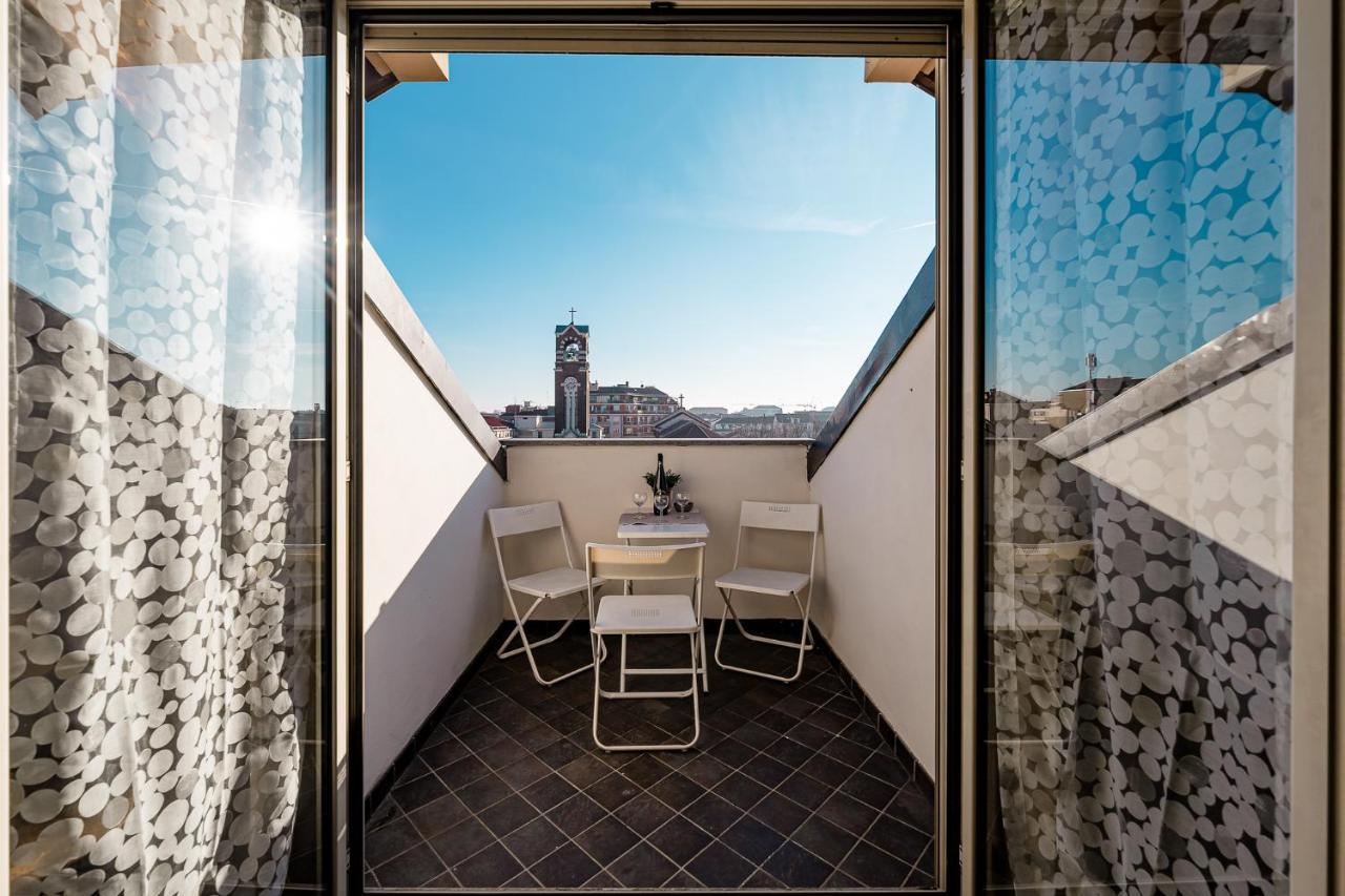 Stagabin La Mansarda Panoramica Un Rifugio Di Eleganza E Tranquillita Lägenhet Turin Exteriör bild