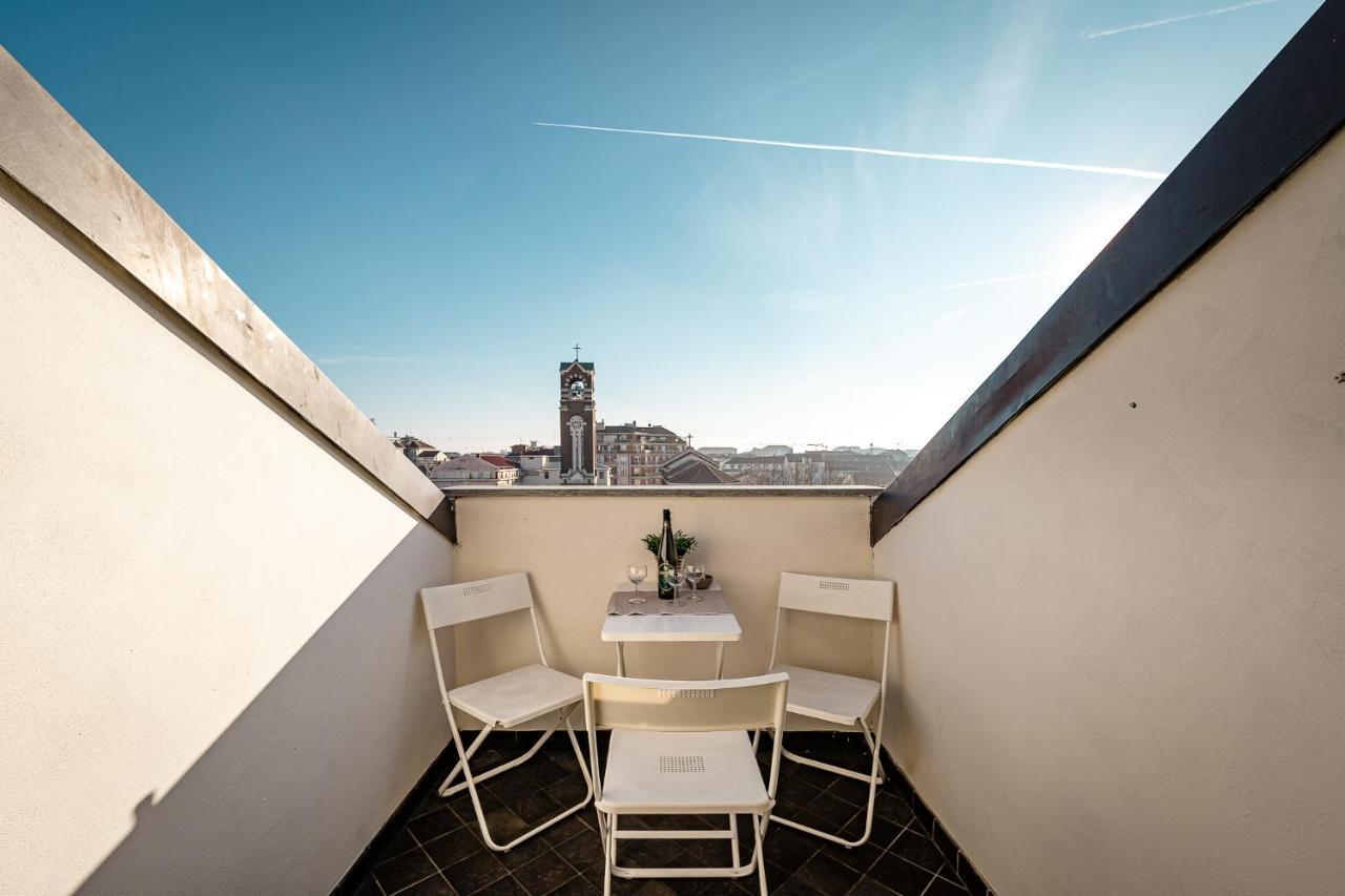 Stagabin La Mansarda Panoramica Un Rifugio Di Eleganza E Tranquillita Lägenhet Turin Exteriör bild